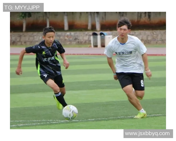 深度对话周丽：从绿茵场到人生舞台的足球旅程与梦想探索