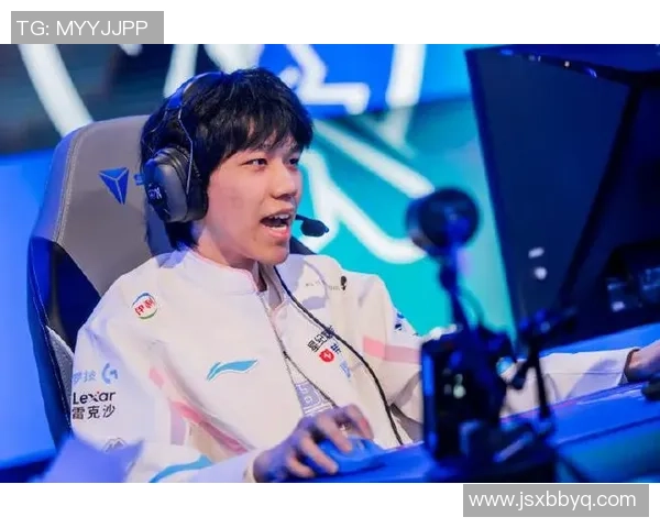 赛后分析:FPX与JDG选手个人能力对比及其影响因素探讨 赛后分析:FPX与JDG选手个人能力对比及其影响因素探讨