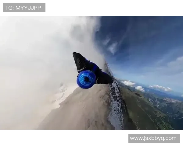 极限运动的魅力与挑战北京极限运动队的速度与激情探讨 极限运动的魅力与挑战北京极限运动队的速度与激情探讨